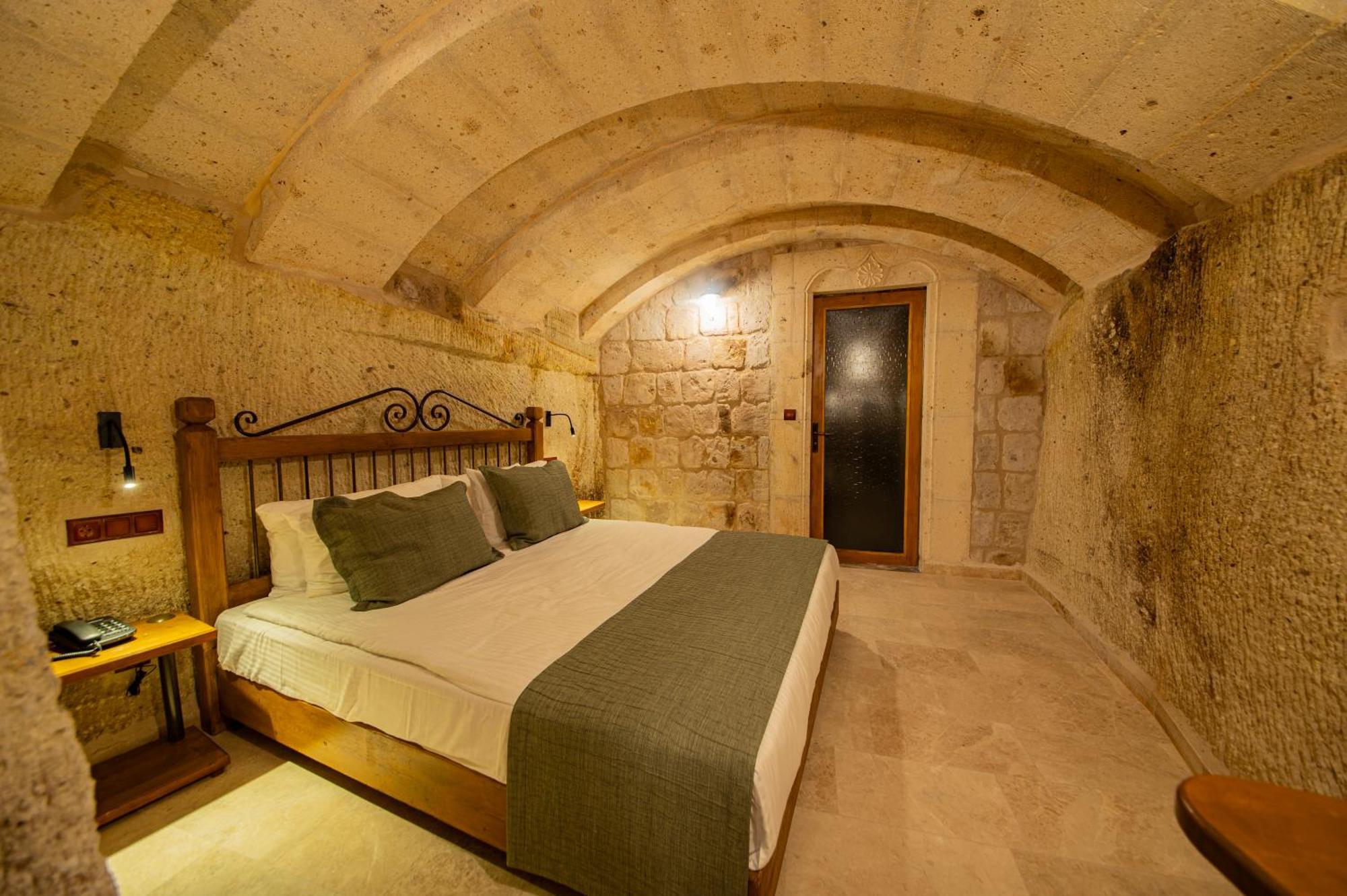 Ares Cave Suites Göreme Buitenkant foto